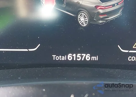 2021 BMW X6 xDrive40I z USA, uszkodzony, nr VIN 5UXCY6C0XM9G02539